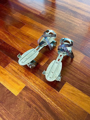 Chicago vintage skates used, metallic and adjustable from 1950