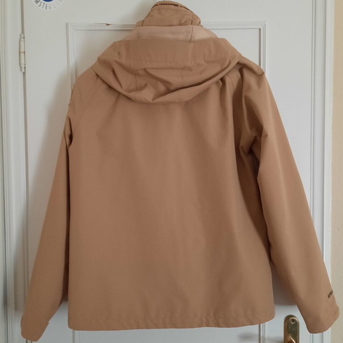 Craghoppers men's Gore-Tex jacket like new, beige, size L
