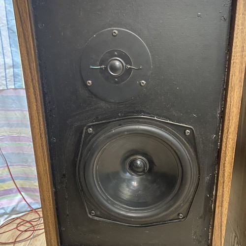 Vintage KEF Kit speakers used, B200 SP1063 woofer, T27 SP1032 tweeter