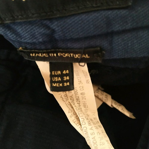 Men's blue bermuda shorts like new, slight fading front