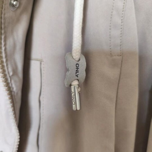Only women's thin beige jacket like new, size XS