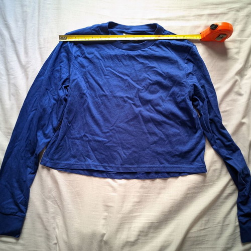 Columbia women's long-sleeve crop top size M like new blue