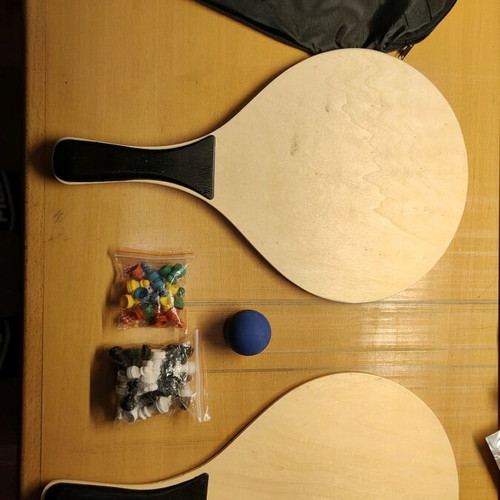 Beach rackets with board game like new