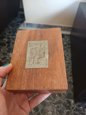 Κουτί ξύλινο vintage με τράπουλα