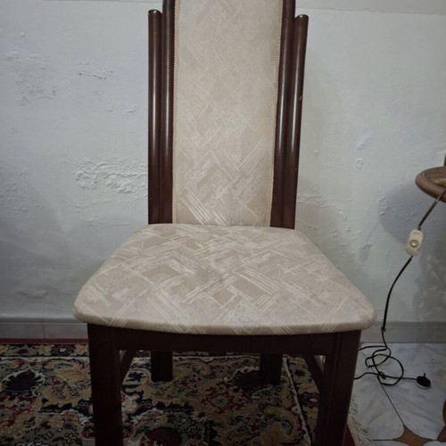 Dining set round table with 4 fabric chairs used