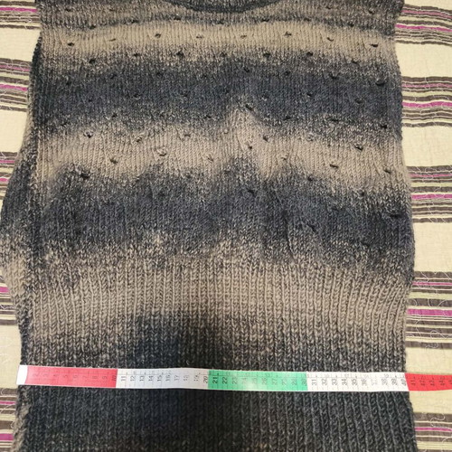 Knitted handmade sleeveless sweater new, size S-M