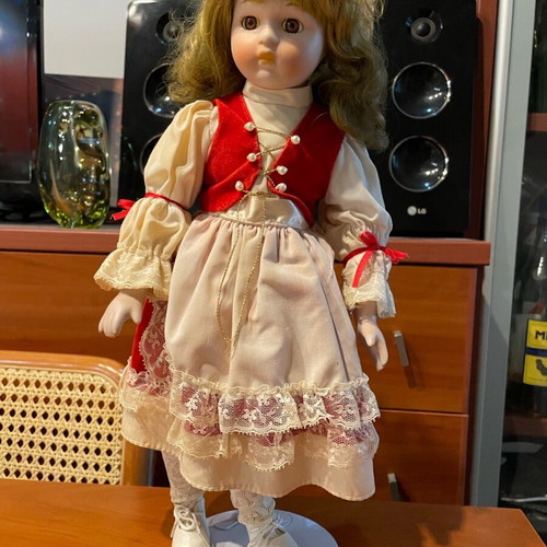 Vintage porcelain doll like new