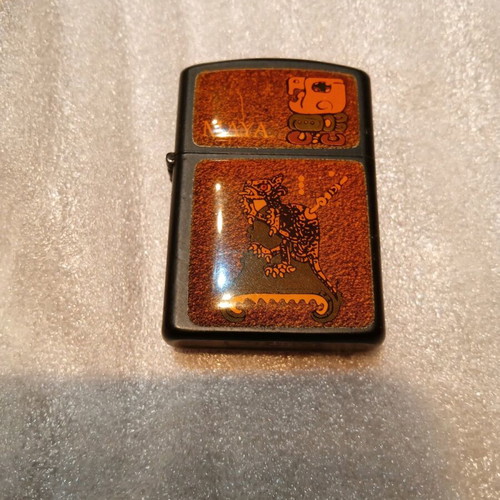 Maya vintage lighter new
