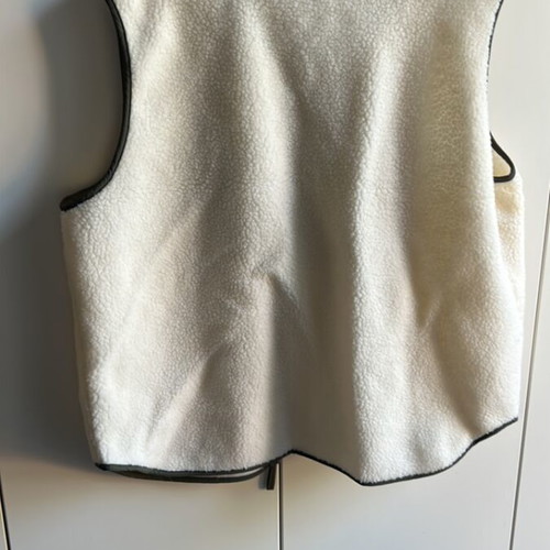 Fur boucle vest Asos M/L, like new, cream with green trim