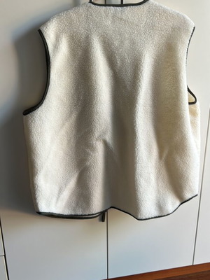 Fur boucle vest Asos M/L, like new, cream with green trim