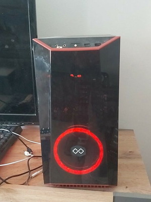 Infinity Gear Core R2 desktop PC with AMD Ryzen 5 3400G