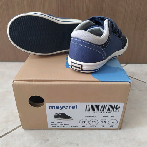 Mayoral Shoes no 20 like new