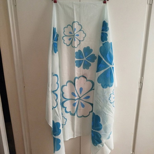 Pareo white with blue flowers like new