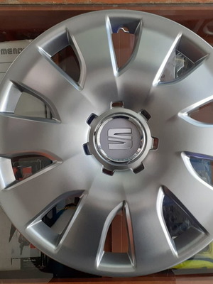 Τάσια τροχών 16'' Seat σετ 4 τεμαχίων, καινούργια ασημί