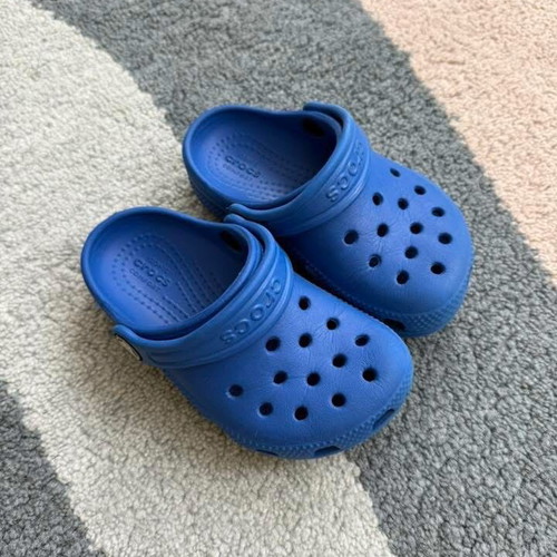 Crocs sandals blue size 24/25 like new