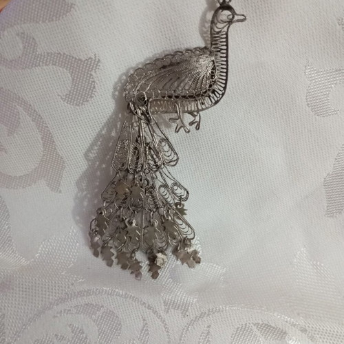 Filigree silver vintage brooch used