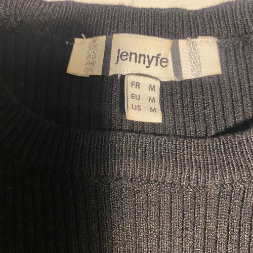 Jennyfer short top size M like new, black