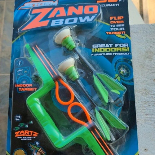 Zano bow archery game new with suction arrows