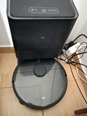 Xiaomi Mi Robot Vacuum-Mop 2 Ultra with Auto-Empty Station