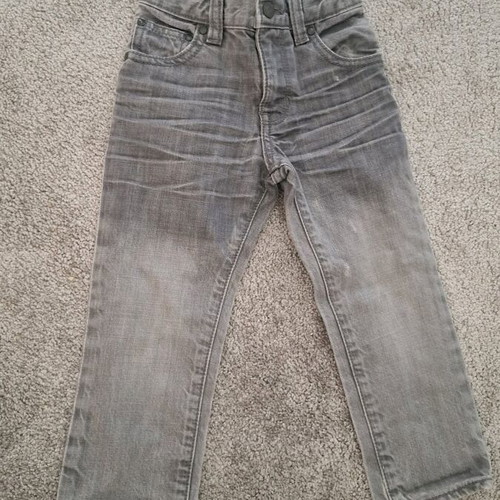Gap jeans used for boy or girl 2 years old gray