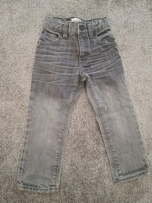 Gap jeans used for boy or girl 2 years old gray