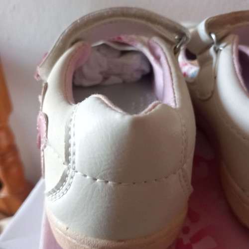 Girls' sandals size 29 new, white and pink