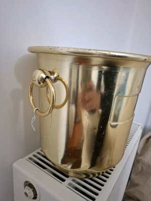Metal champagne bucket gold tone