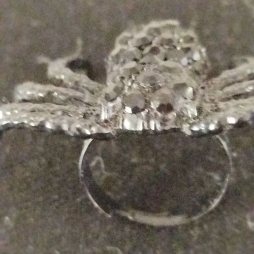 Spider ring like new, black metal with crystals