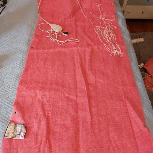Electric blankets pink with three speeds for single bed