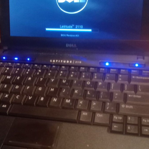 Dell Latitude 2110 Netbook, vintage collectible for parts or repair