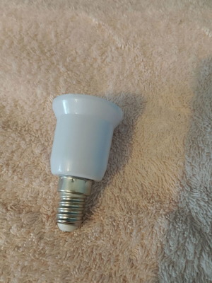 Smart socket E14 to E27 new