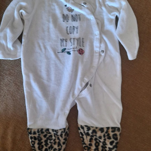 Marasil baby romper 9 months used, velour with leopard fur details