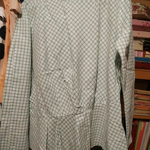 Mango blouse size L like new, white and green