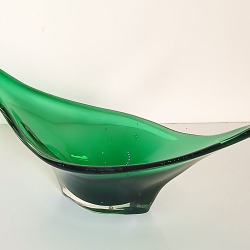 Murano Bowl Gondola Fruit Bowl 1960-1970 emerald green, like new