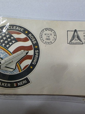 Nasa STS-61-B Atlantis Collectible Set with Patch, Pin & Cover