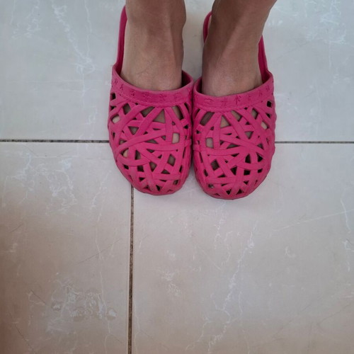Pink summer slippers used, comfortable and lightweight size 39
