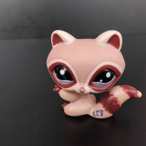 Littlest Pet Shop Hasbro figure collection like new, 70+ pieces