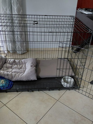 Crate σκύλου πτυσσόμενο μεταλλικό μεταχειρισμένο, διαστάσεις 108,5 x 70,5 x 77,5