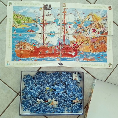 Djeco Pirates Puzzle 100 Pieces used with Poster