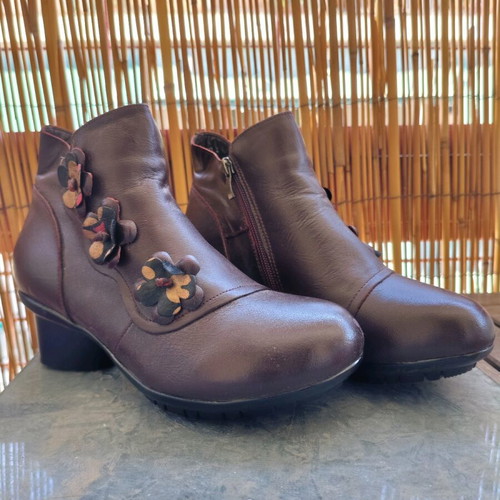 Women's ankle boots like new, size 38, purple, narrow fit