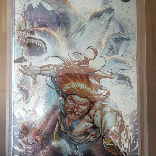 Aquaman #1 Deep Sea Ultra Gloss Foil Variant Comic Book like new