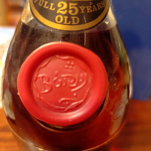 Brandy Botrys 25 Years sealed, collectible vintage