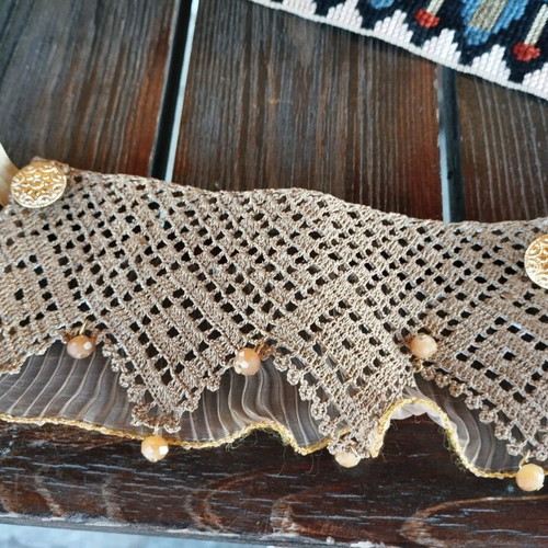 Vintage gold lace handmade bracelet new