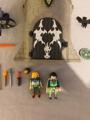 Playmobil Tower used, missing two crowns, no box