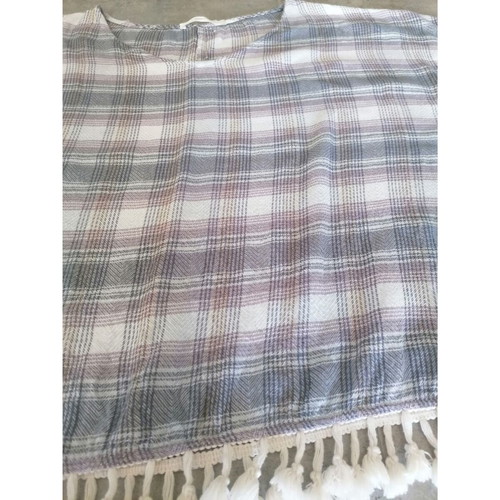 Cherry Paris poncho with checkered pattern and white tassels like new