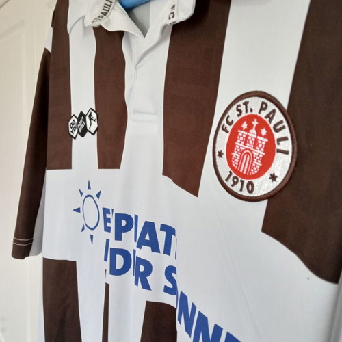St. Pauli 2011/12 home shirt like new, authentic with Max Kruse