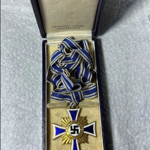 Cross of Honour of the German Mother Gold 1st Class like new