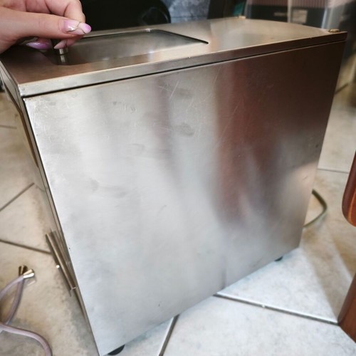 Wessamat professional ice crusher inox like new