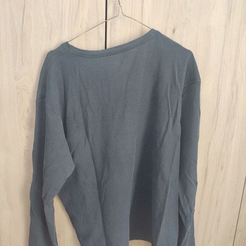 DKNY Jeans men's long-sleeve waffle knit shirt, grey-blue, sizes M-L