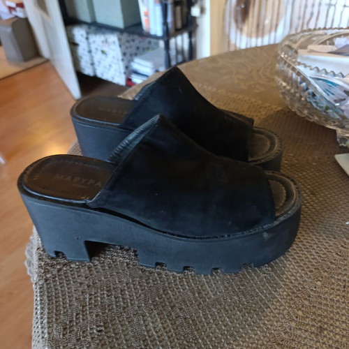 Marypaz slippers size 38, black